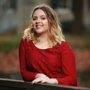 Meet your Posher, Julia